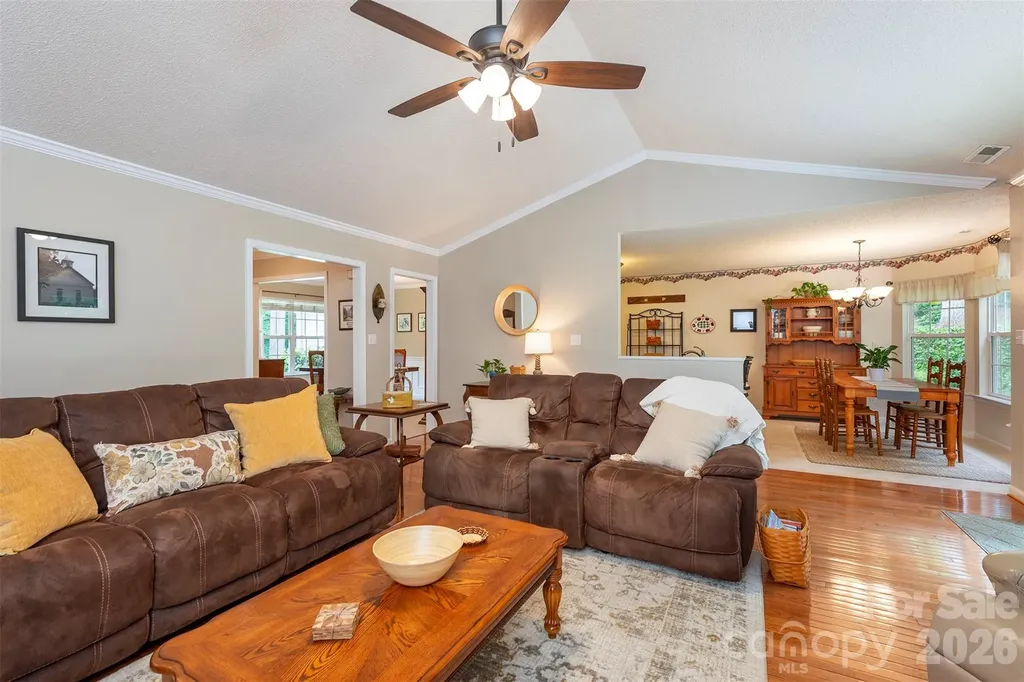 8 Shadowbrook Drive Weaverville NC 28787