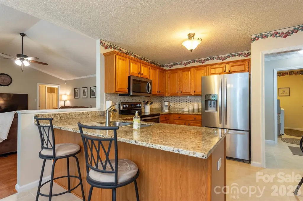 8 Shadowbrook Drive Weaverville NC 28787