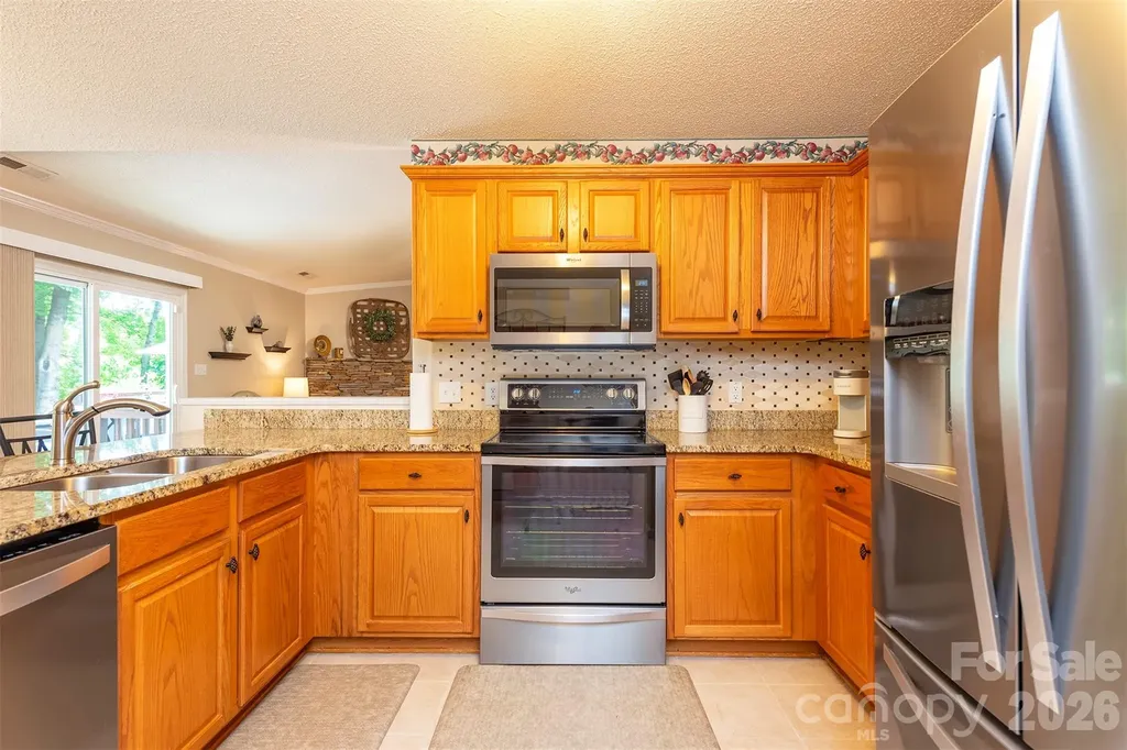 8 Shadowbrook Drive Weaverville NC 28787