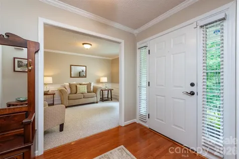 8 Shadowbrook Drive Weaverville NC 28787