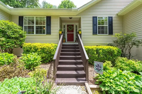 8 Shadowbrook Drive Weaverville NC 28787