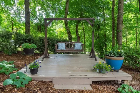 8 Shadowbrook Drive Weaverville NC 28787