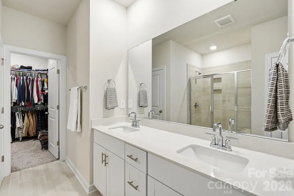 6234 Barcelona Way Charlotte NC 28214