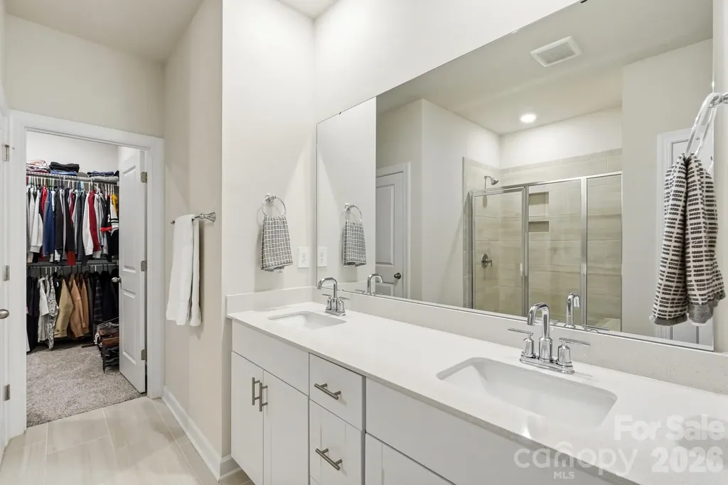 6234 Barcelona Way Charlotte NC 28214