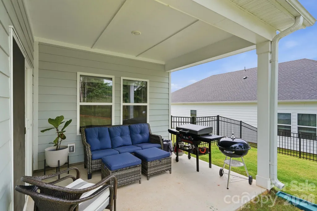 6234 Barcelona Way Charlotte NC 28214
