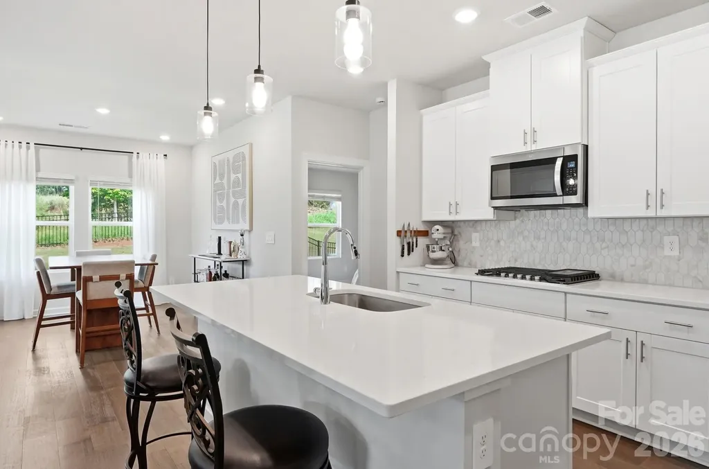 6234 Barcelona Way Charlotte NC 28214