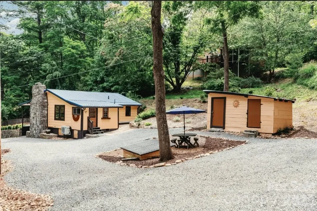 168 Avondale Road Asheville NC 28803