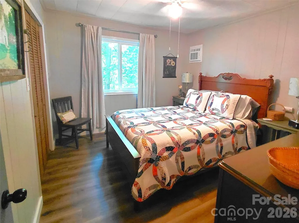 314 Blackberry Lane Clyde NC 28721