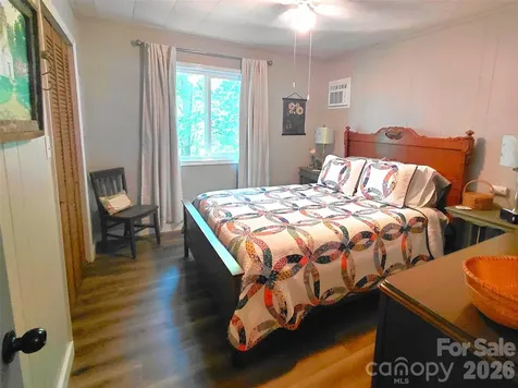 314 Blackberry Lane Clyde NC 28721
