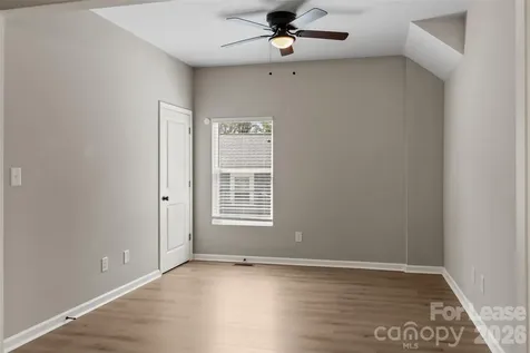 3130 Celia Avenue Charlotte NC 28216