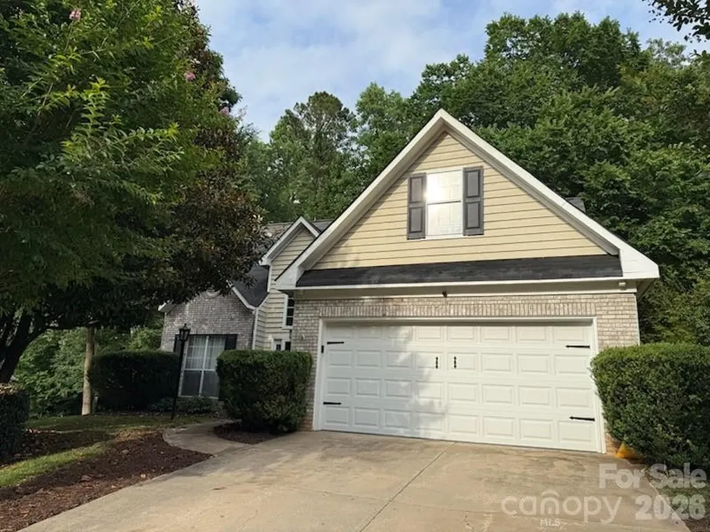 9111 Cedar River Road Huntersville NC 28078