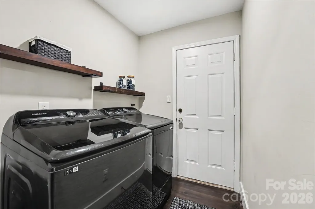 9111 Cedar River Road Huntersville NC 28078