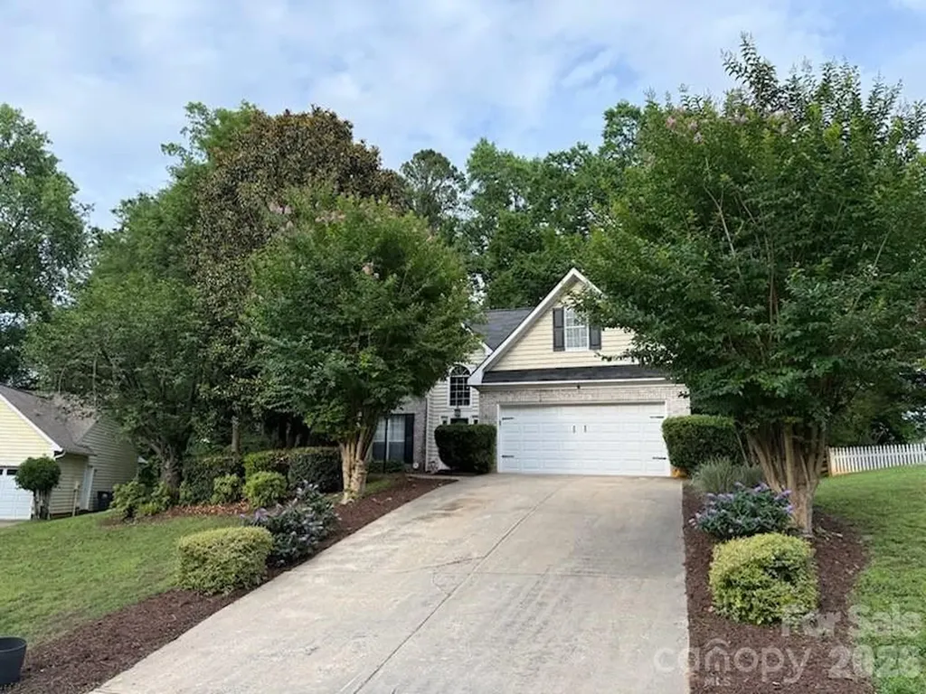 9111 Cedar River Road Huntersville NC 28078
