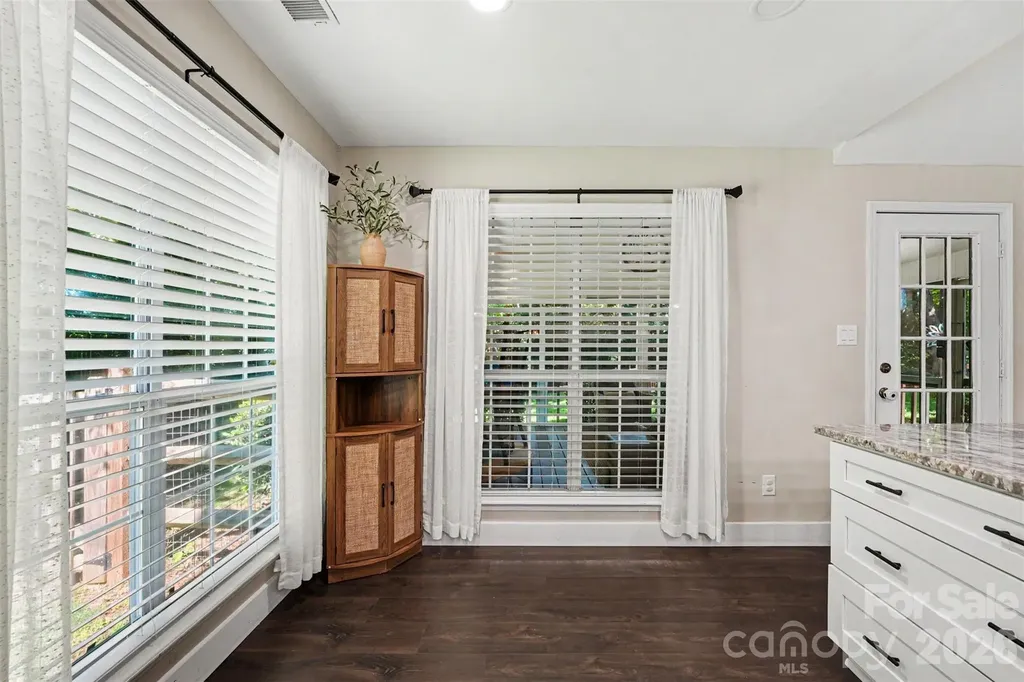 9111 Cedar River Road Huntersville NC 28078