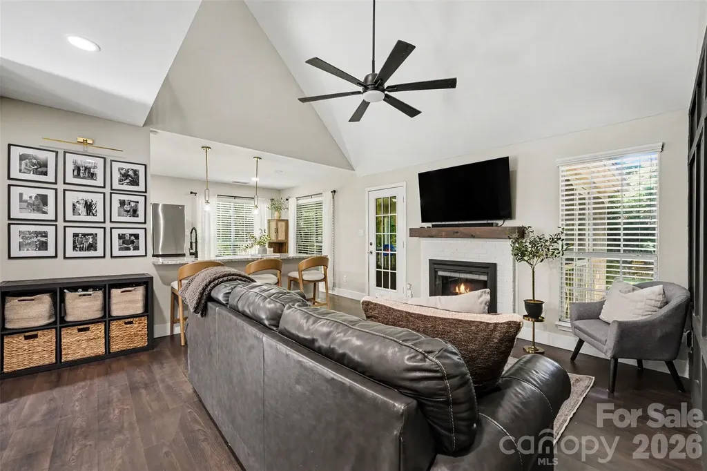 9111 Cedar River Road Huntersville NC 28078