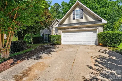 9111 Cedar River Road Huntersville NC 28078
