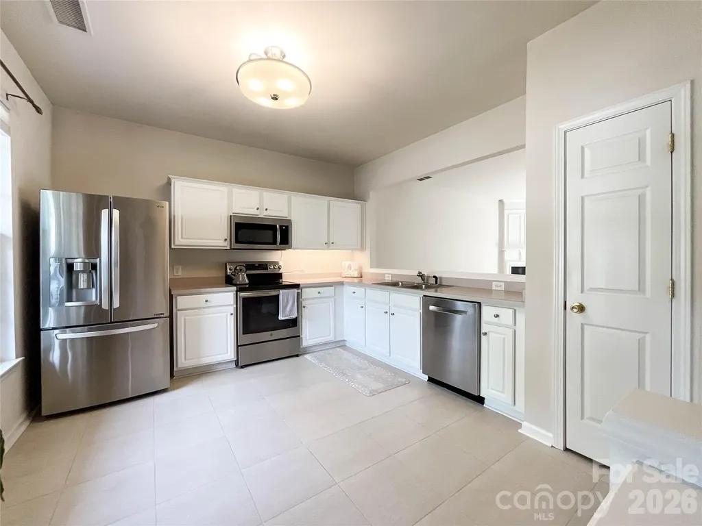 6876 Rothchild Drive Charlotte NC 28270