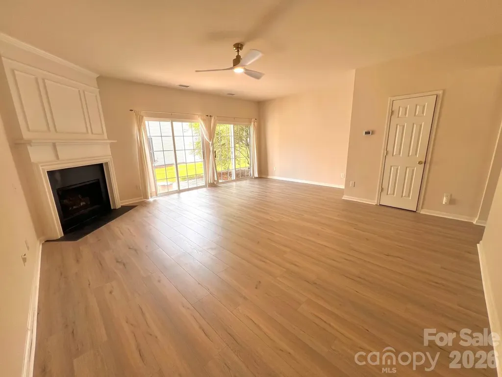 6876 Rothchild Drive Charlotte NC 28270