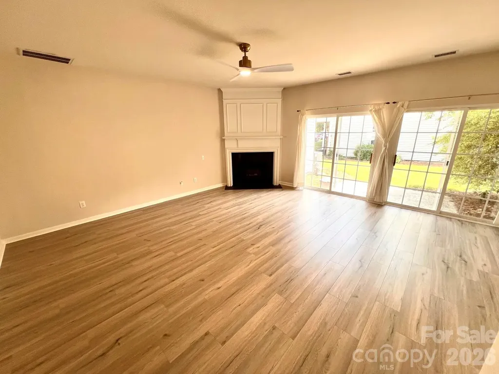 6876 Rothchild Drive Charlotte NC 28270