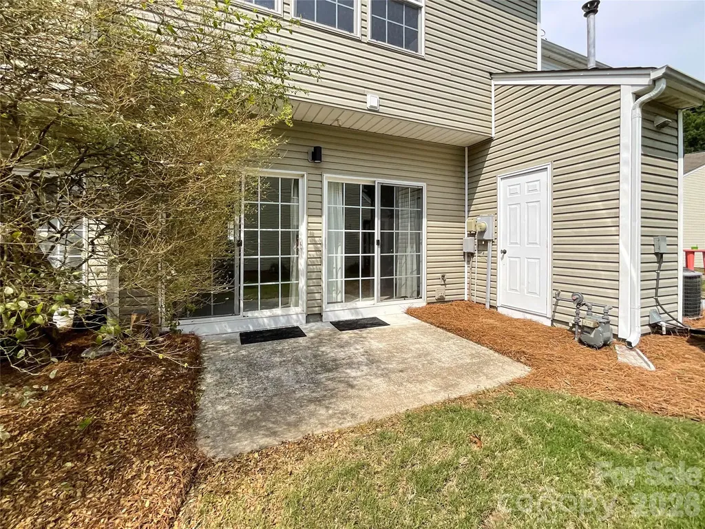 6876 Rothchild Drive Charlotte NC 28270