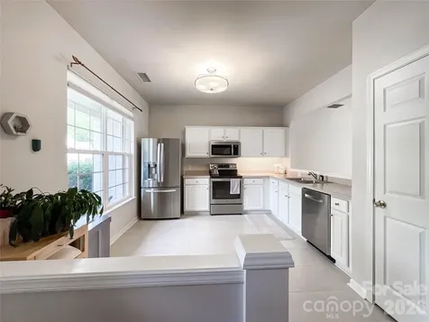 6876 Rothchild Drive Charlotte NC 28270