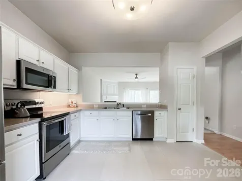6876 Rothchild Drive Charlotte NC 28270
