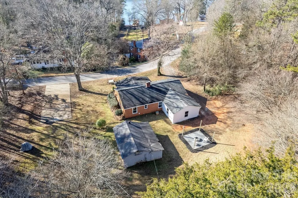123 Riverside Drive Mount Holly NC 28120