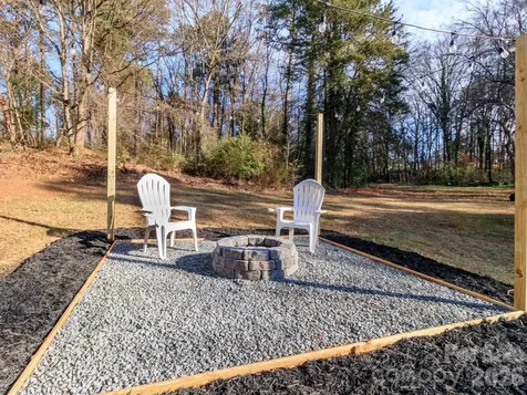 123 Riverside Drive Mount Holly NC 28120