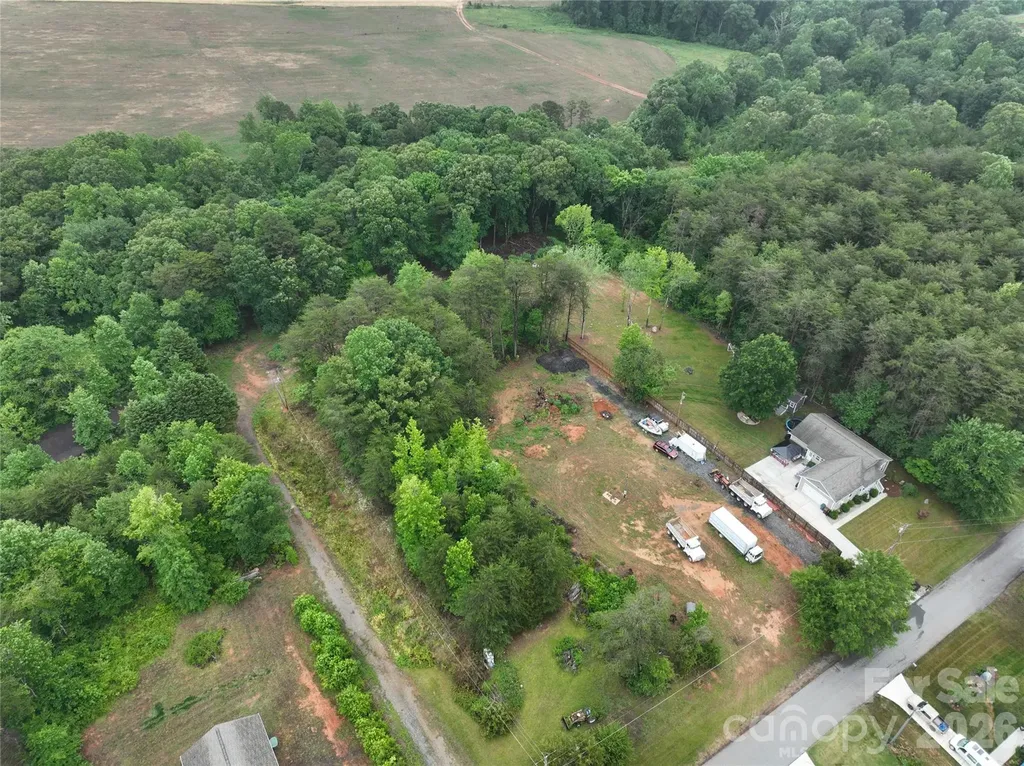 6412 Laura Avenue Sherrills Ford NC 28673