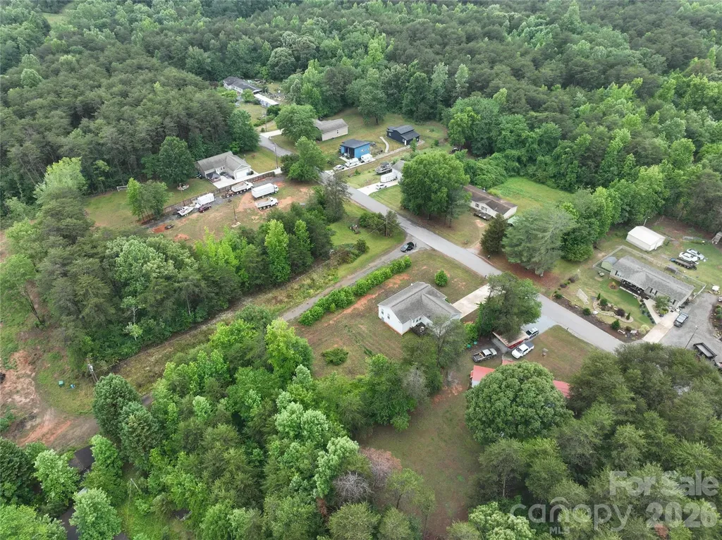 6412 Laura Avenue Sherrills Ford NC 28673