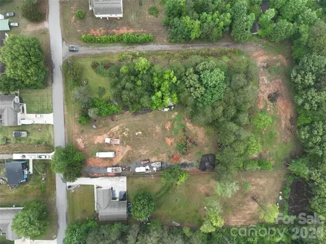 6412 Laura Avenue Sherrills Ford NC 28673