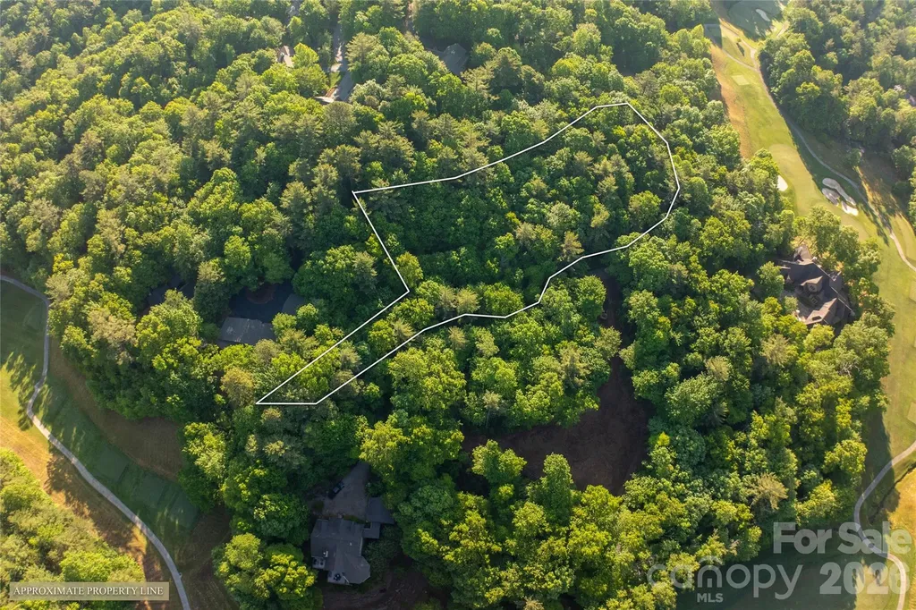 J 49 Cherokee Trace Lake Toxaway NC 28747