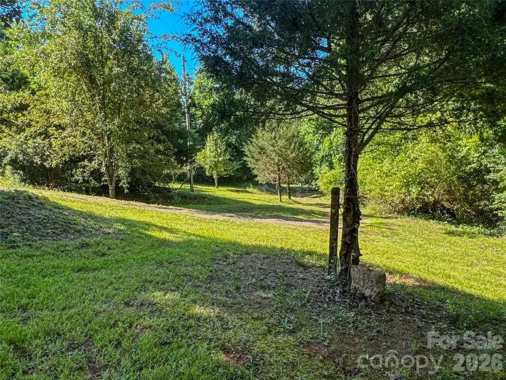 306 Golden Valley Road Casar NC 28020
