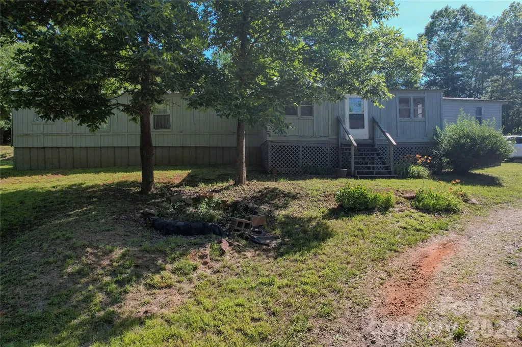 306 Golden Valley Road Casar NC 28020