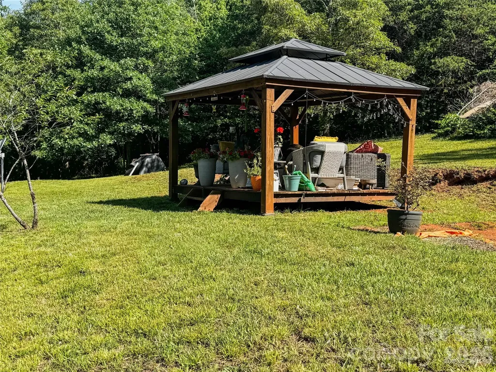 306 Golden Valley Road Casar NC 28020