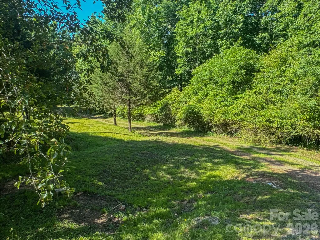 306 Golden Valley Road Casar NC 28020