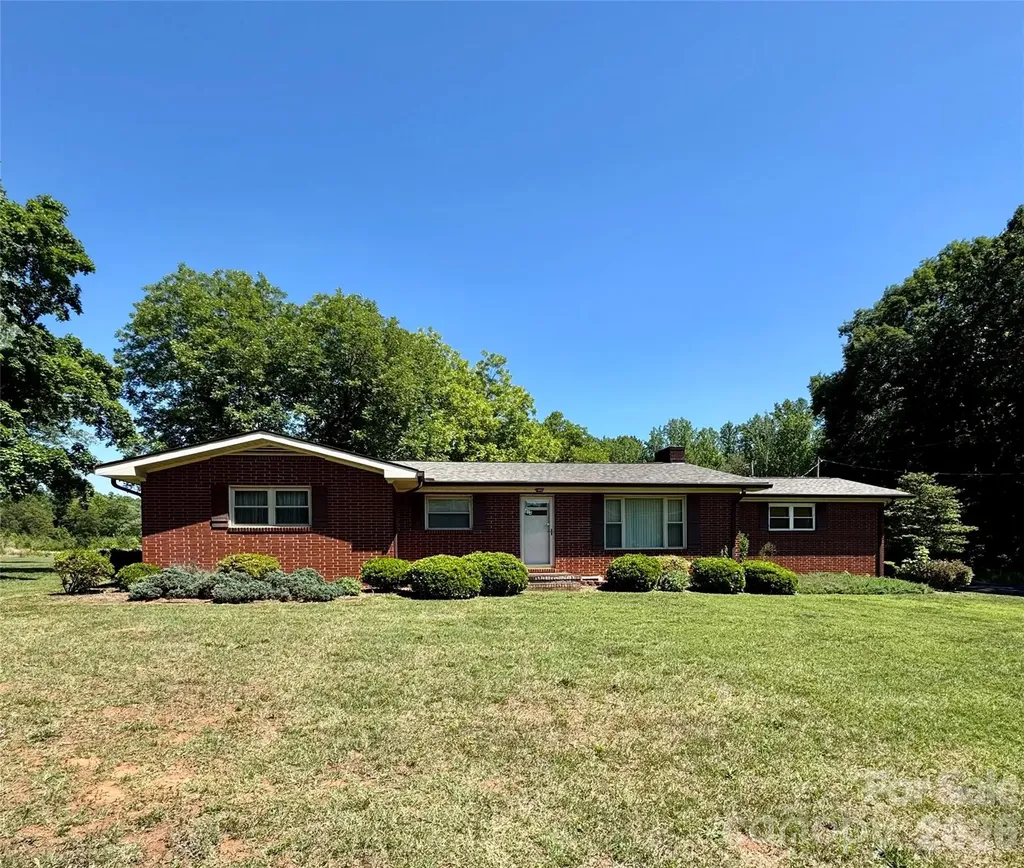 404 E Lyerly Street Salisbury NC 28146