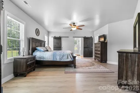 1100 Rainbow Drive Mount Holly NC 28120