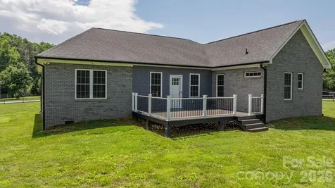 1100 Rainbow Drive Mount Holly NC 28120