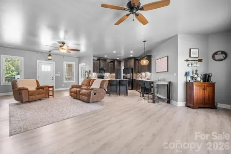 1100 Rainbow Drive Mount Holly NC 28120