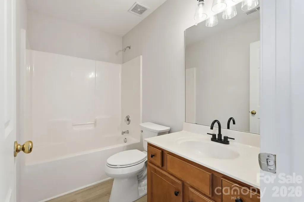 10486 Stokeshill Court Pineville NC 28134