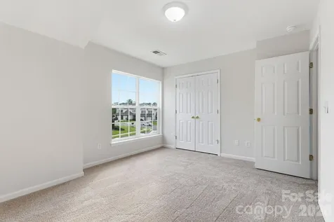 10486 Stokeshill Court Pineville NC 28134