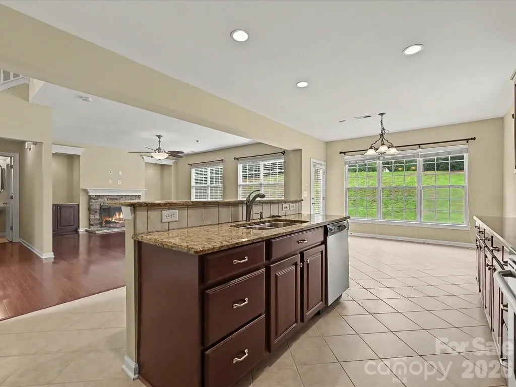 6414 Ballybay Drive Charlotte NC 28278