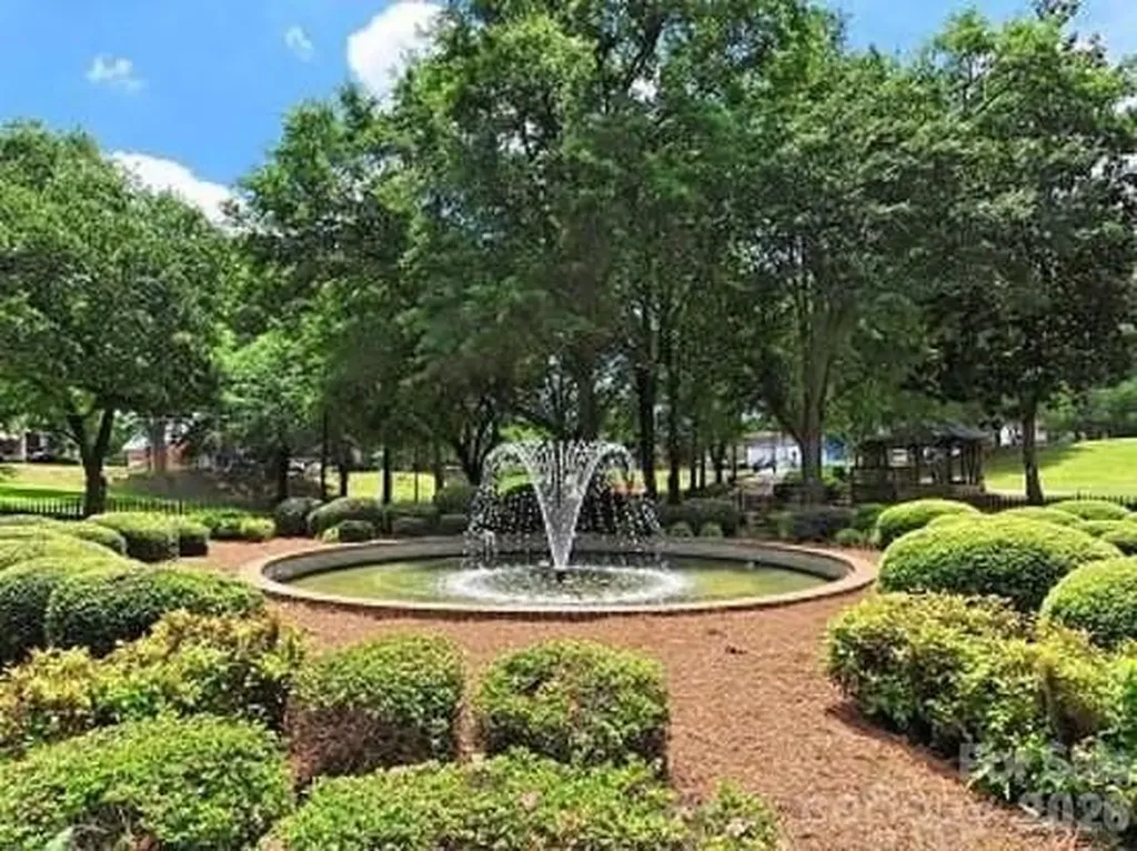 108 Bryant Street Belmont NC 28012