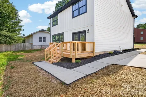 304 N 14th Street Bessemer City NC 28016
