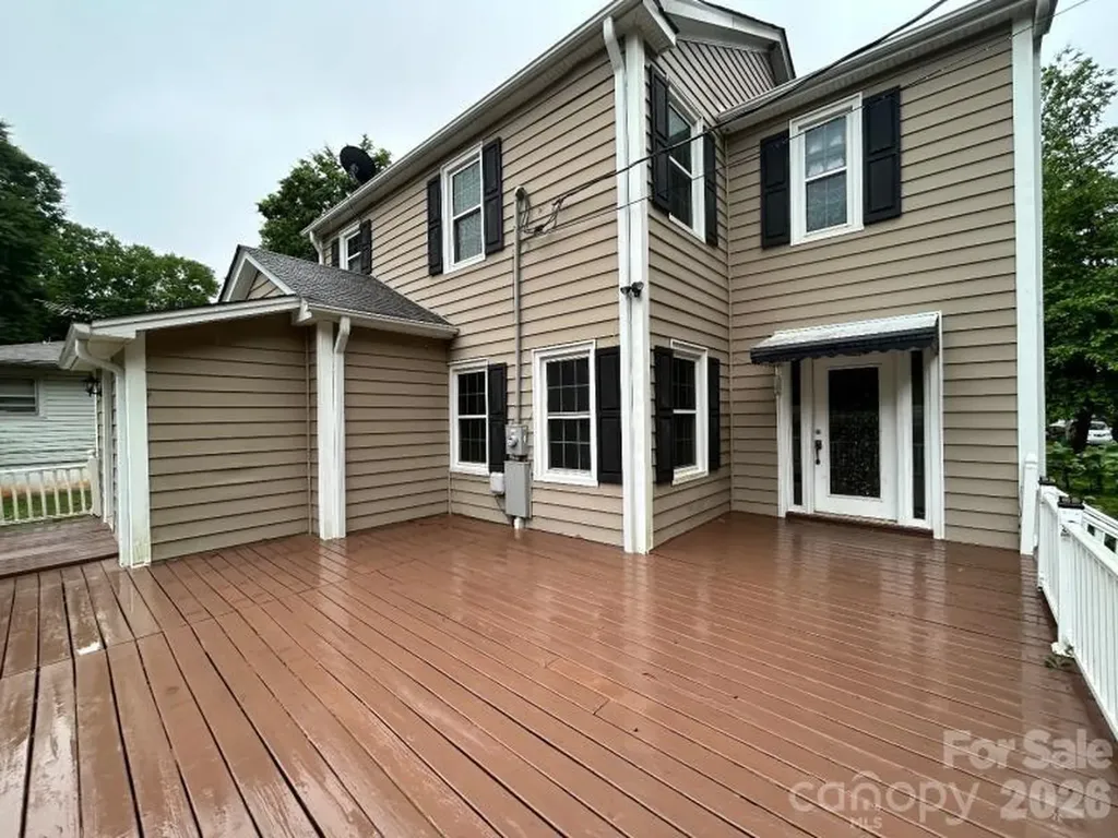 210 Oakdale Street Gastonia NC 28054
