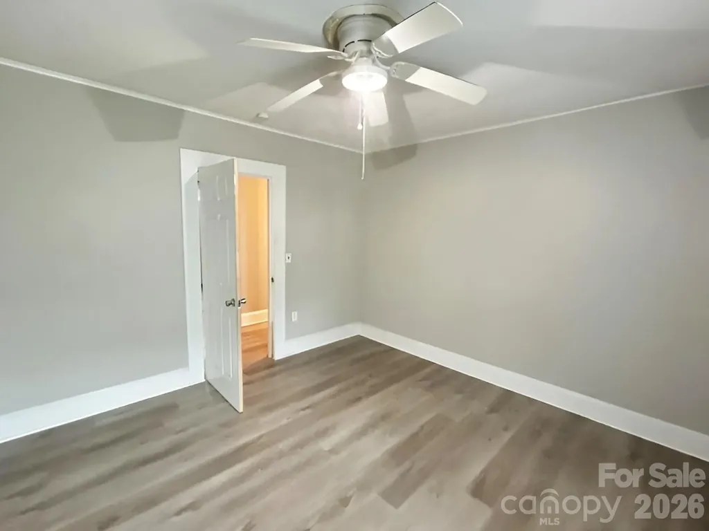 210 Oakdale Street Gastonia NC 28054