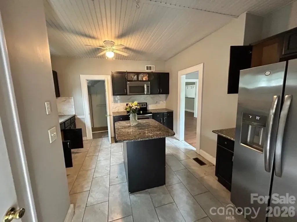 210 Oakdale Street Gastonia NC 28054