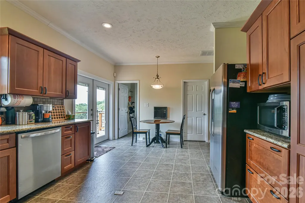 222 Erwin Hills Road Asheville NC 28806