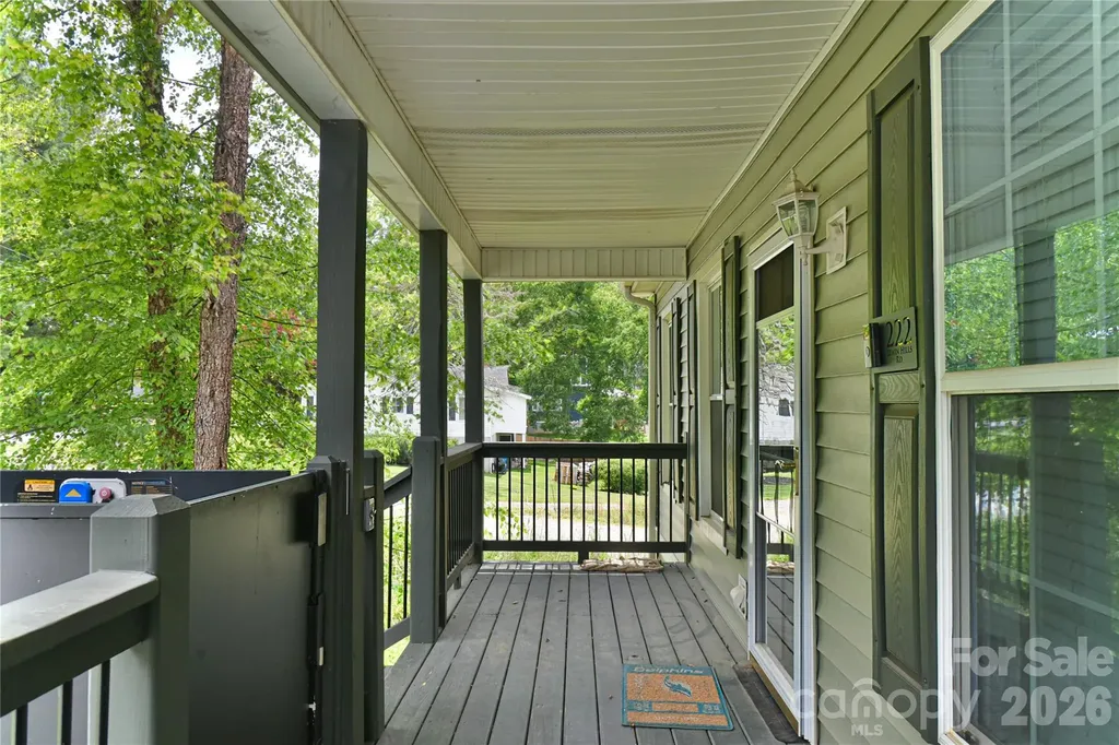 222 Erwin Hills Road Asheville NC 28806